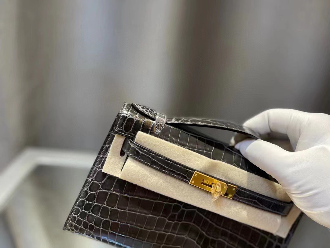 에르메스 켈리 포쉐트 블랙 금장 샤이니 악어가죽